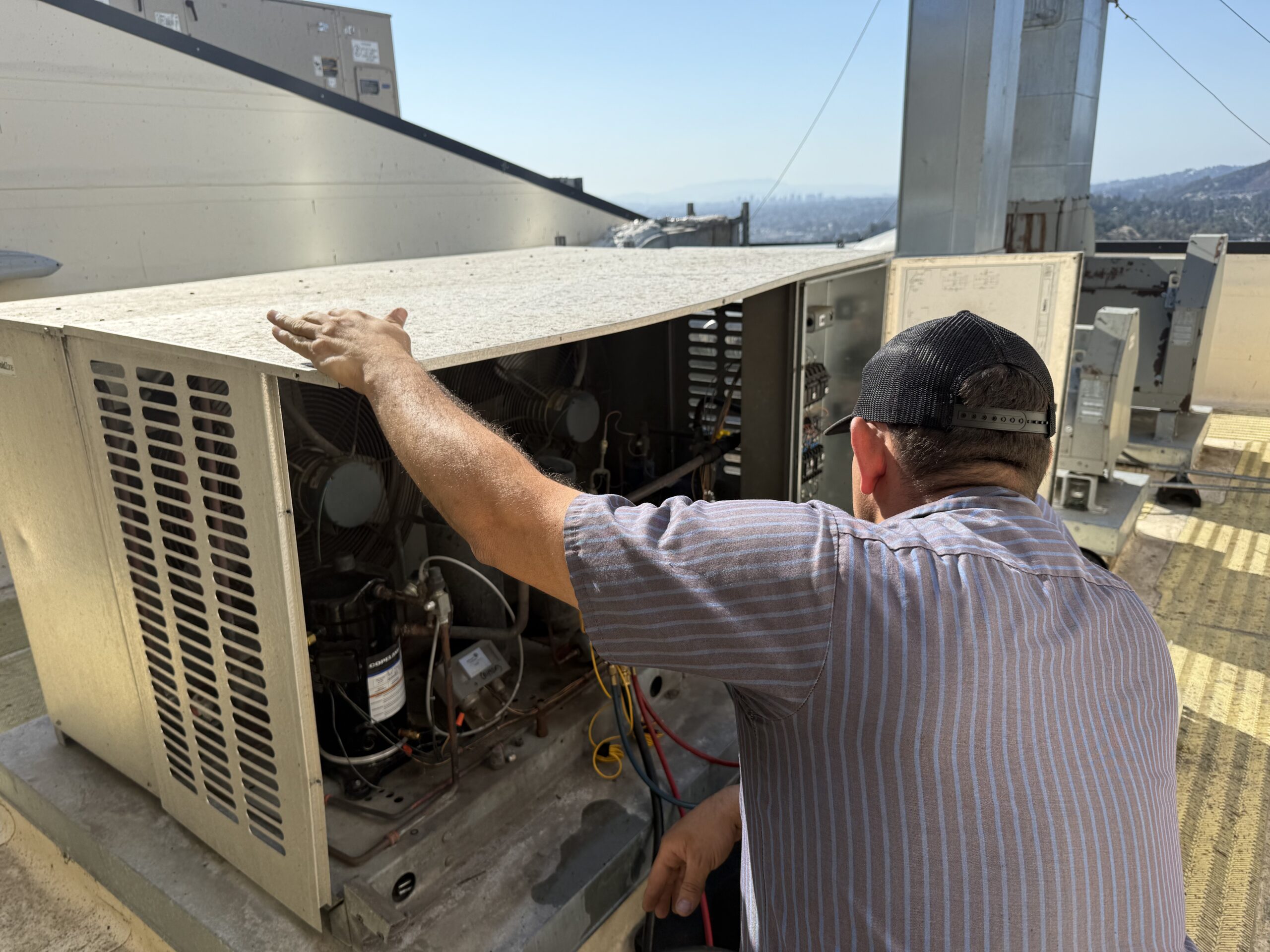 Commercial refrigeration image on roof